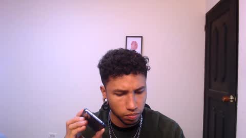 Snapshot of yerfon_s1 chatting on 19, 12, 2024 Yeff ind. model online show from 19, 12, 2024