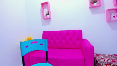 Snapshot of yero_hott chatting on 4, 12, 2024 yero_hott online show from 4, 12, 2024