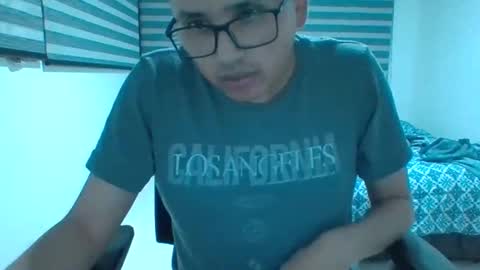 yesidxxx123_ online show from 26, 4, 2026