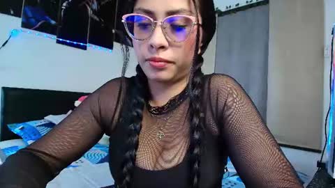 Snapshot of yesie_hot2 chatting on 28, 7, 2026 yesie_hot2 online show from 28, 7, 2026