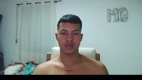 Snapshot of yessic_ chatting on 3, 2, 2025 Ander online show from 3, 2, 2025