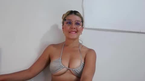   online show from 30, 1, 2025