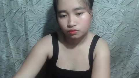 yhang_19 online show from 22, 9, 2025