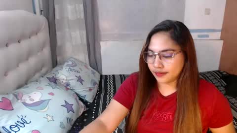 yhang_slut online show from 7, 12, 2024