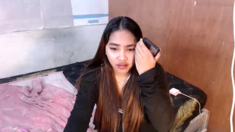 yhang_slut online show from 6, 1, 2025