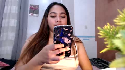 yhang_slut online show from 9, 2, 2025