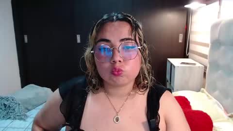 hii i am yini online show from 27, 2, 2026