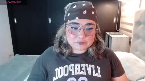 hii i am yini online show from 14, 5, 2026