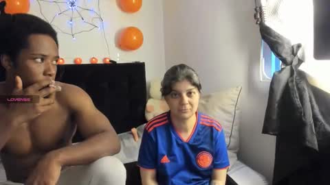 yinyyanghot online show from 22, 10, 2025