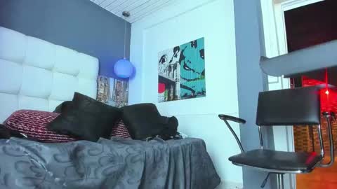 Snapshot of yiyo10_ chatting on 21, 9, 2025 Yiyo online show from 21, 9, 2025