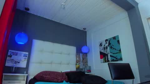 Snapshot of yiyo10_ chatting on 23, 11, 2025 Yiyo online show from 23, 11, 2025