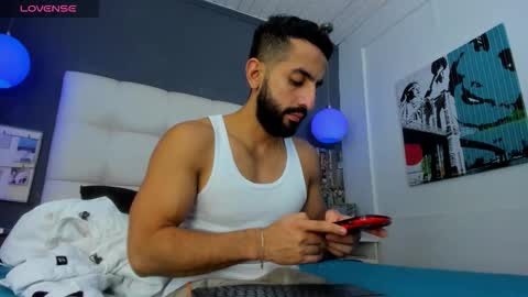 Snapshot of yiyo10_ chatting on 12, 2, 2026 Yiyo online show from 12, 2, 2026