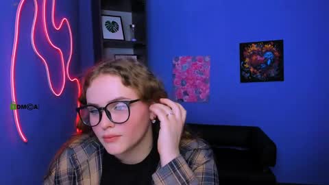 Ylia online show from 3, 4, 2026