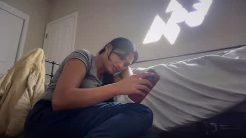 Snapshot of ynaong chatting on 7, 10, 2025 Palmela Handerson online show from 7, 10, 2025