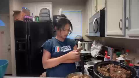 Snapshot of ynaong chatting on 13, 10, 2025 Palmela Handerson online show from 13, 10, 2025