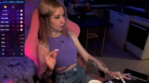     online show from 22, 2, 2025