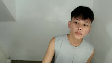 Snapshot of ynotyu chatting on 7, 6, 2026 ynotyu online show from 7, 6, 2026