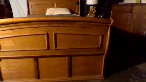 Single man online show from 17, 9, 2025