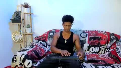 yoel_hot2004 online show from 12, 2, 2026