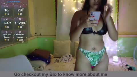 Snapshot of yoga_yogi chatting on 6, 3, 2025 yoga_yogi online show from 6, 3, 2025