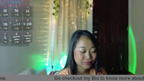 Snapshot of yoga_yogi chatting on 9, 3, 2025 yoga_yogi online show from 9, 3, 2025