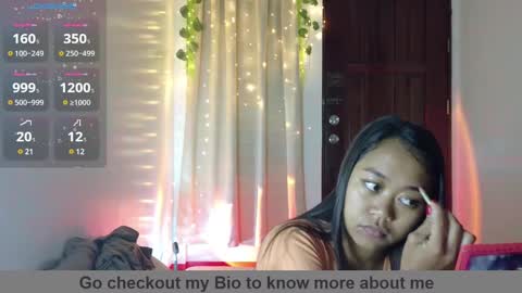 Snapshot of yoga_yogi chatting on 9, 3, 2025 yoga_yogi online show from 9, 3, 2025