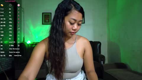 yoga_yogi online show from 8, 10, 2025