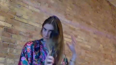 Snapshot of yogagirl777 chatting on 25, 1, 2025 Ann Marie online show from 25, 1, 2025