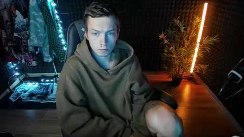 Snapshot of yoi_aji chatting on 2, 10, 2025 You can ask my name in pm online show from 2, 10, 2025