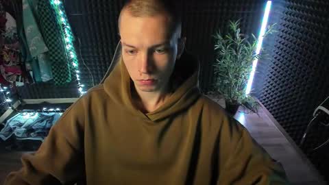 Snapshot of yoi_aji chatting on 18, 10, 2025 You can ask my name in pm online show from 18, 10, 2025