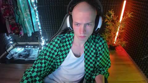 Snapshot of yoi_aji chatting on 12, 11, 2025 You can ask my name in pm online show from 12, 11, 2025