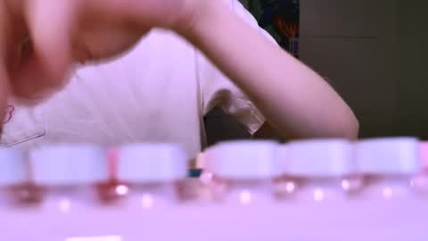 yoka_paradoxxx online show from 4, 12, 2025