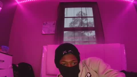 Snapshot of yokai_dreamzz chatting on 8, 11, 2025 yokai_dreamzz online show from 8, 11, 2025