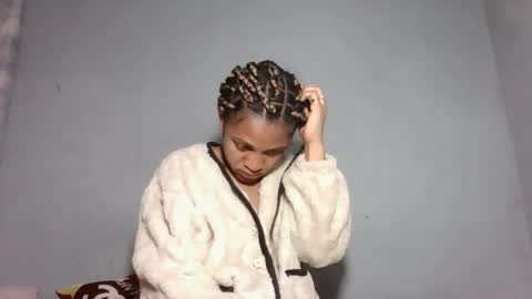 yolandrina05 online show from 24, 9, 2025