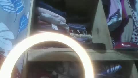 yolandrina05 online show from 1, 12, 2025