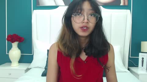 Yommi Winx online show from 27, 12, 2024