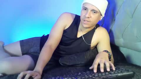 Snapshot of yonat_ chatting on 10, 5, 2026 Yonat online show from 10, 5, 2026