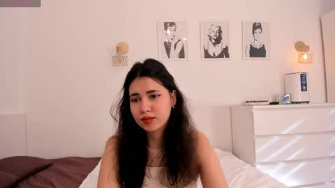 yooleen online show from 18, 2, 2025