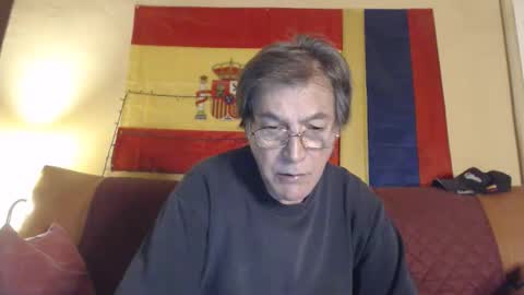 Snapshot of yosep44 chatting on 10, 10, 2025 yosep online show from 10, 10, 2025