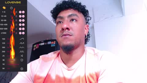 Snapshot of yosoy_enzo2020 chatting on 10, 12, 2024 Enzo online show from 10, 12, 2024