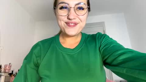 Snapshot of you_love_melisa chatting on 21, 12, 2024 private on 18 per minute start private 500 tokensOnlyfans  online show from 21, 12, 2024