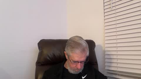 Colorado Guy Straight online show from 18, 9, 2025