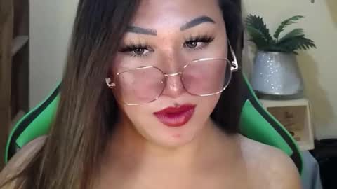 Your Dream Pinay Anna online show from 15, 2, 2026