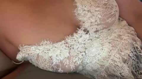 Snapshot of youownmee chatting on 30, 5, 2026 Bellas Breasts online show from 30, 5, 2026