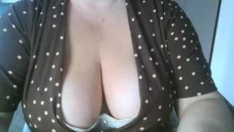 Snapshot of your__maria chatting on 26, 5, 2026 Maria Love online show from 26, 5, 2026