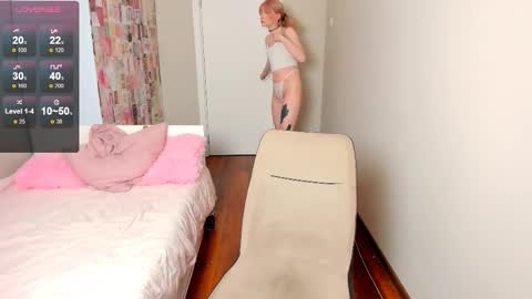 Snapshot of your_cute_aisha chatting on 14, 9, 2025 your_cute_aisha online show from 14, 9, 2025