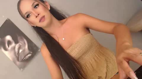 Snapshot of your_dirty_muse chatting on 21, 2, 2026 LARA online show from 21, 2, 2026