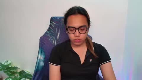 your_dreamgirlxxx69 online show from 13, 5, 2026