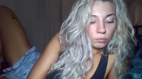 Snapshot of your_fav1 chatting on 14, 9, 2025 your_fav1 online show from 14, 9, 2025