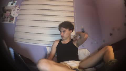 Snapshot of your_fav_twinkk chatting on 11, 3, 2025 Ur fav Twinkk online show from 11, 3, 2025